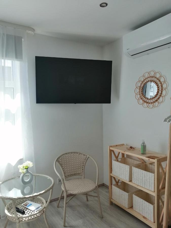 Portstreet Apartamenti Liepāja Exterior foto